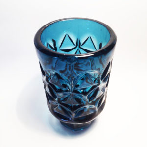 Wazon szklany Huta Ząbkowice No. 2315_01 fot. facebook od Pikasy PRL-u