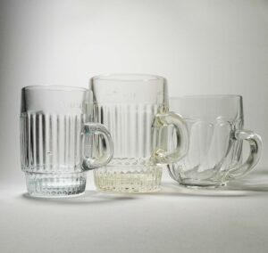 Kufle od piwa różne wzory Huta Hortensja